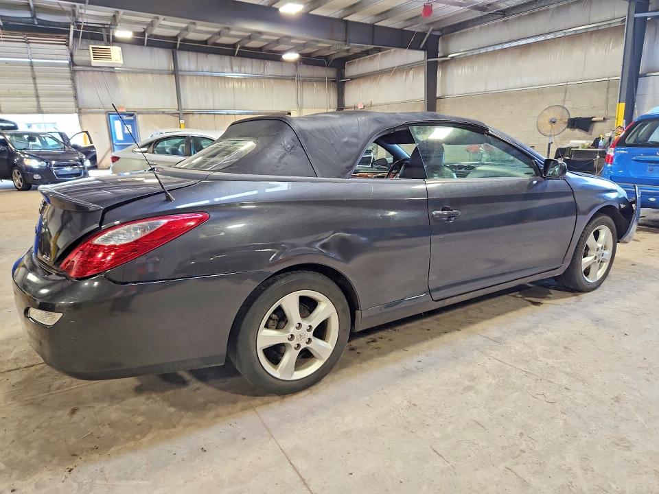 57029976 :رقم المزاد ، 4T1FA38P08U136056 vin ، 2008 Toyota Camry Solara مزاد بيع