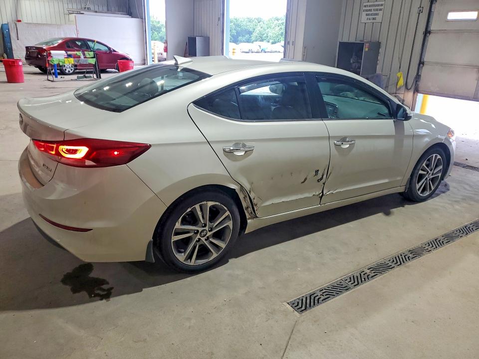 Продажа на аукционе авто 2017 Hyundai Elantra, vin: 5NPD84LF5HH105715, номер лота: 57688986