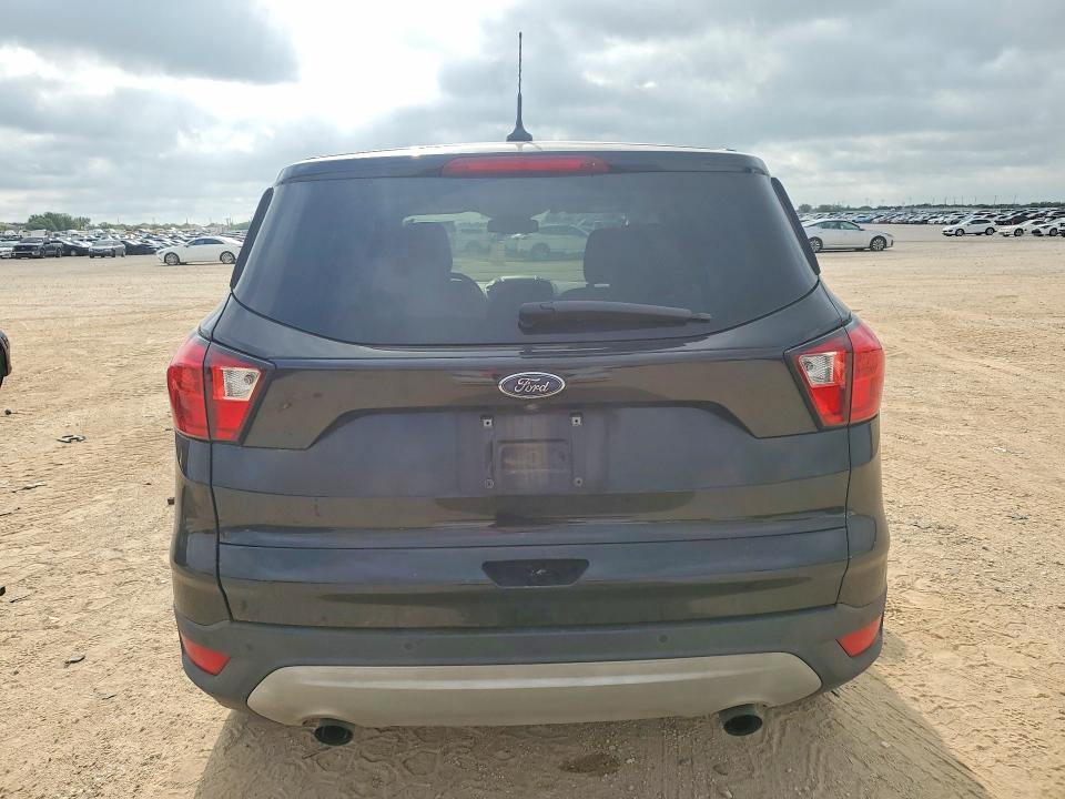 Продаж на аукціоні авто 2019 Ford Escape, vin: 1FMCU0GD6KUC07381, номер лоту: 58976386