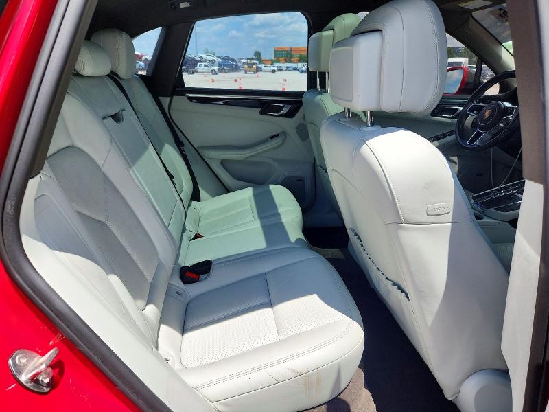 58050016 :رقم المزاد ، WP1AB2A55JLB36899 vin ، 2018 Porsche Macan مزاد بيع