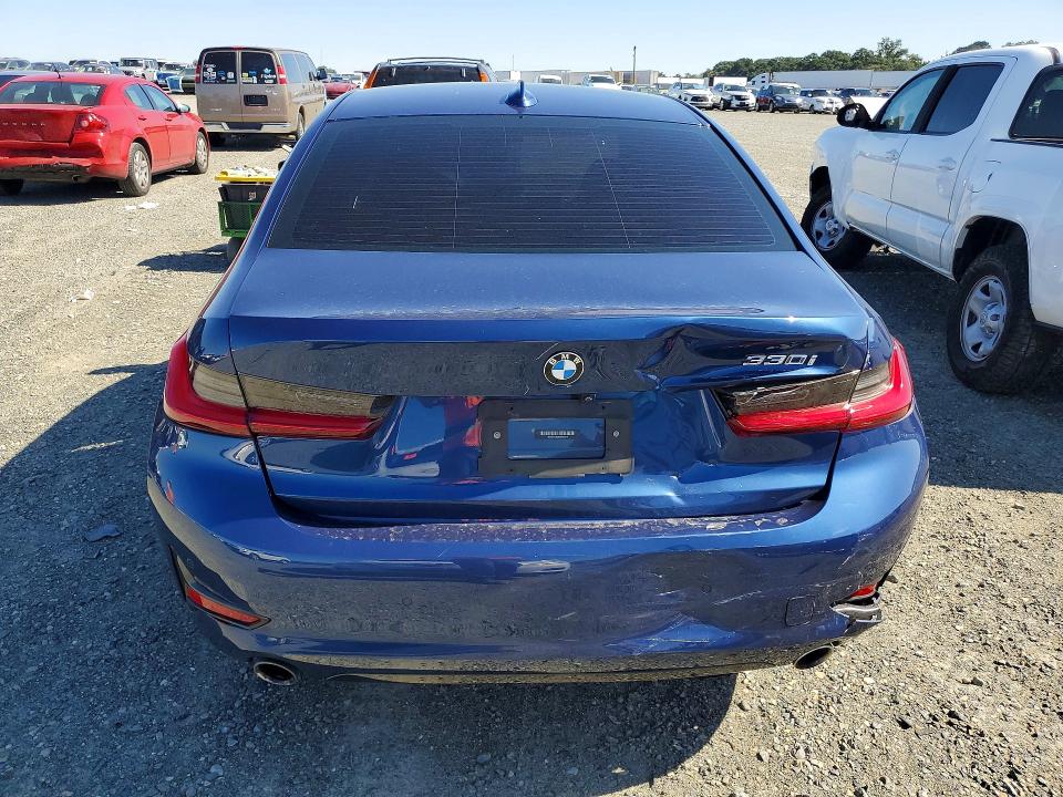 55449756 :رقم المزاد ، 3MW5R1J03M8B98274 vin ، 2021 Bmw 330i مزاد بيع