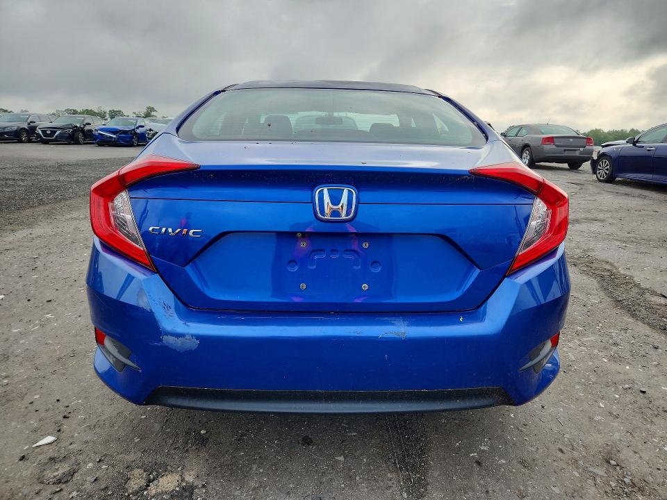 58398156 :رقم المزاد ، 2HGFC2F58JH509347 vin ، 2018 Honda Civic مزاد بيع