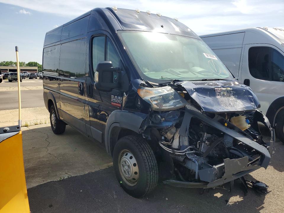 58109046 :رقم المزاد ، 3C6TRVCG4HE521466 vin ، 2017 Ram Promaster 2500 مزاد بيع