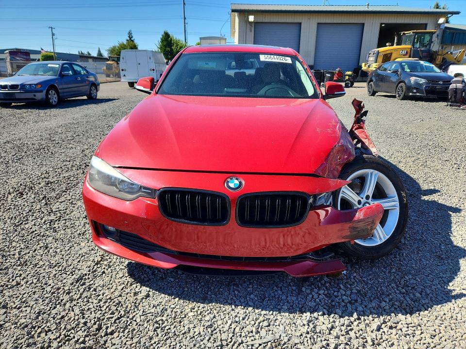 2015 Bmw 320 მანქანა იყიდება აუქციონზე, vin: WBA3B1C54FK136761, აუქციონის ნომერი: 55644026