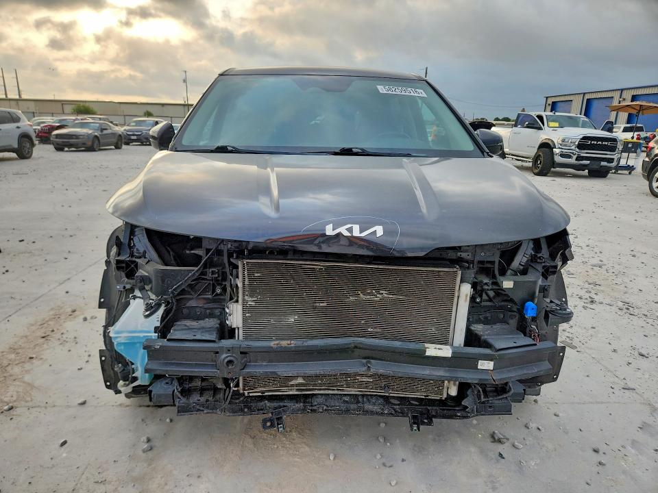 Продажа на аукционе авто 2023 Kia Carnival, vin: KNDNB4H32P6280968, номер лота: 58259516