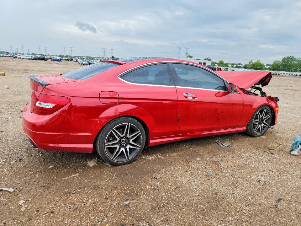 2013 Mercedes-benz C მანქანა იყიდება აუქციონზე, vin: WDDGJ8JB1DG034994, აუქციონის ნომერი: 55885546