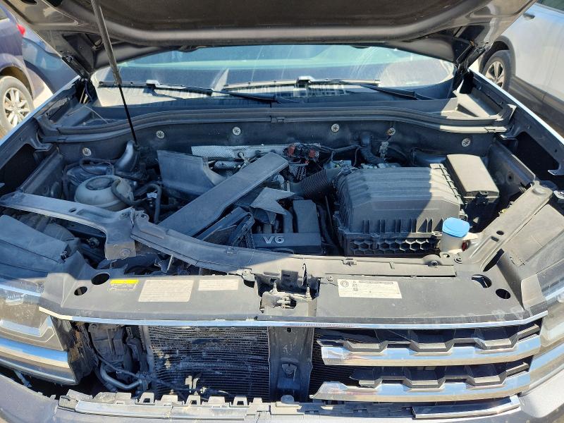 Продажа на аукционе авто 2018 Volkswagen Atlas, vin: 1V2CR2CA0JC565995, номер лота: 54677416