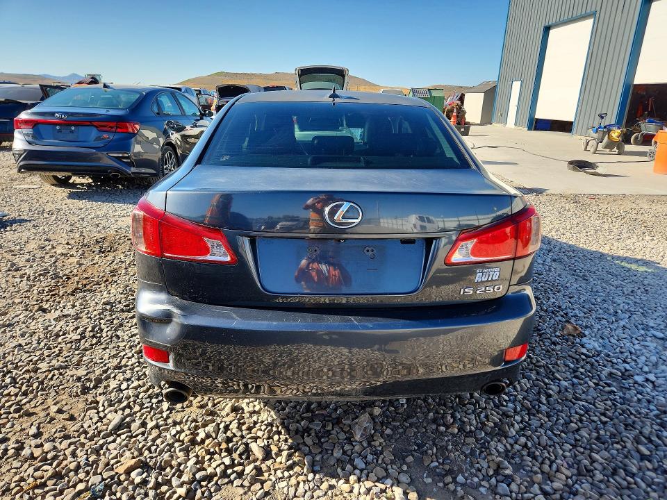 2011 Lexus Is მანქანა იყიდება აუქციონზე, vin: JTHBF5C22B5133929, აუქციონის ნომერი: 55451976