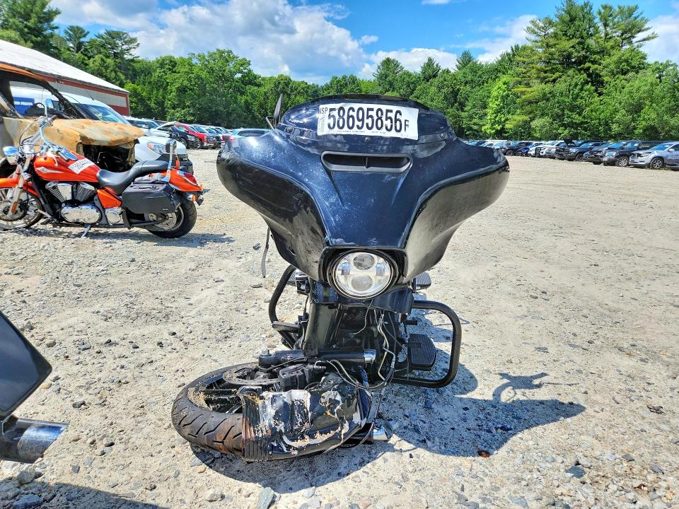 58695856 :رقم المزاد ، 1HD1FMM15EB620740 vin ، 2014 Harley-davidson Flhtp مزاد بيع