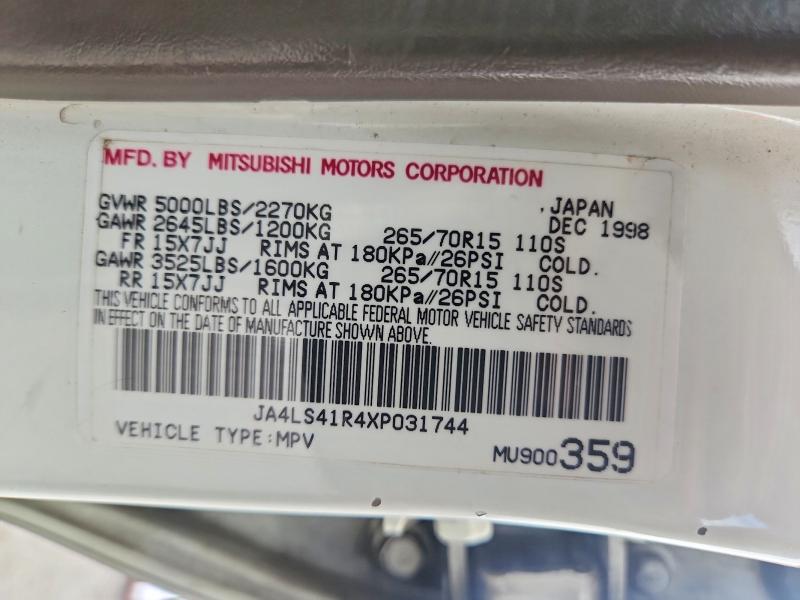 58152896 :رقم المزاد ، JA4LS41R4XP031744 vin ، 1999 Mitsubishi Montero مزاد بيع