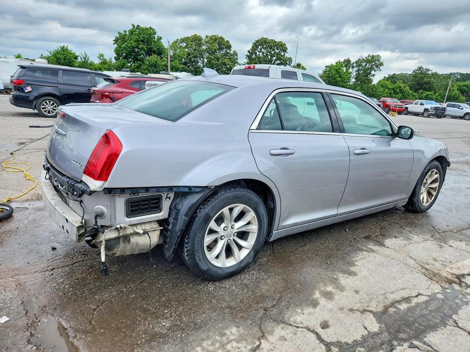 Aukcja sprzedaży 2015 Chrysler 300, vin: 2C3CCAAG5FH837714, numer aukcji: 56255996
