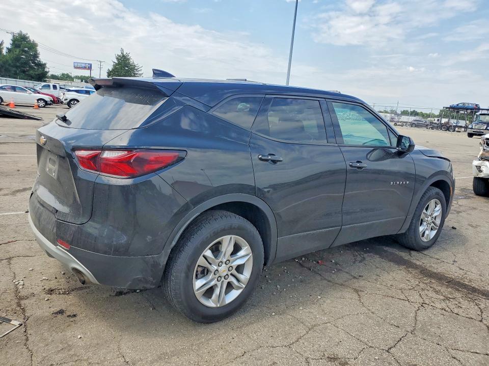 58743846 :رقم المزاد ، 3GNKBBRA6MS524866 vin ، 2021 Chevrolet Blazer مزاد بيع