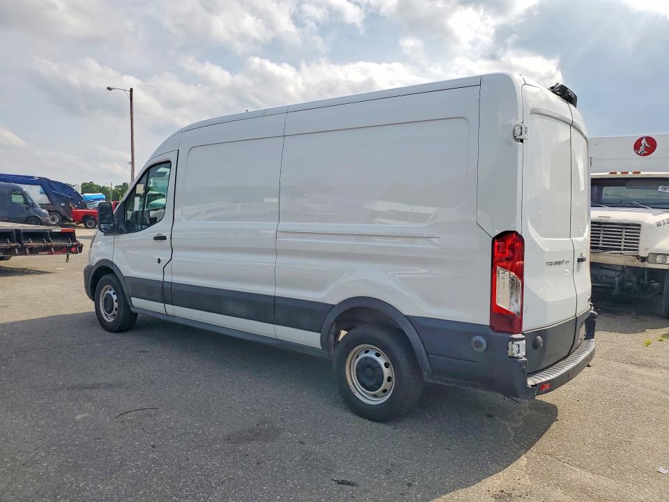 57210166 :رقم المزاد ، 1FTYE1C89LKA17335 vin ، 2020 Ford Transit مزاد بيع