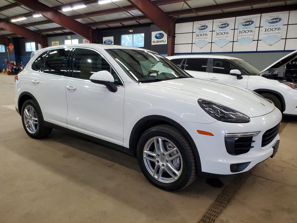 58078006 :رقم المزاد ، WP1AB2A22FLA57445 vin ، 2015 Porsche Cayenne مزاد بيع
