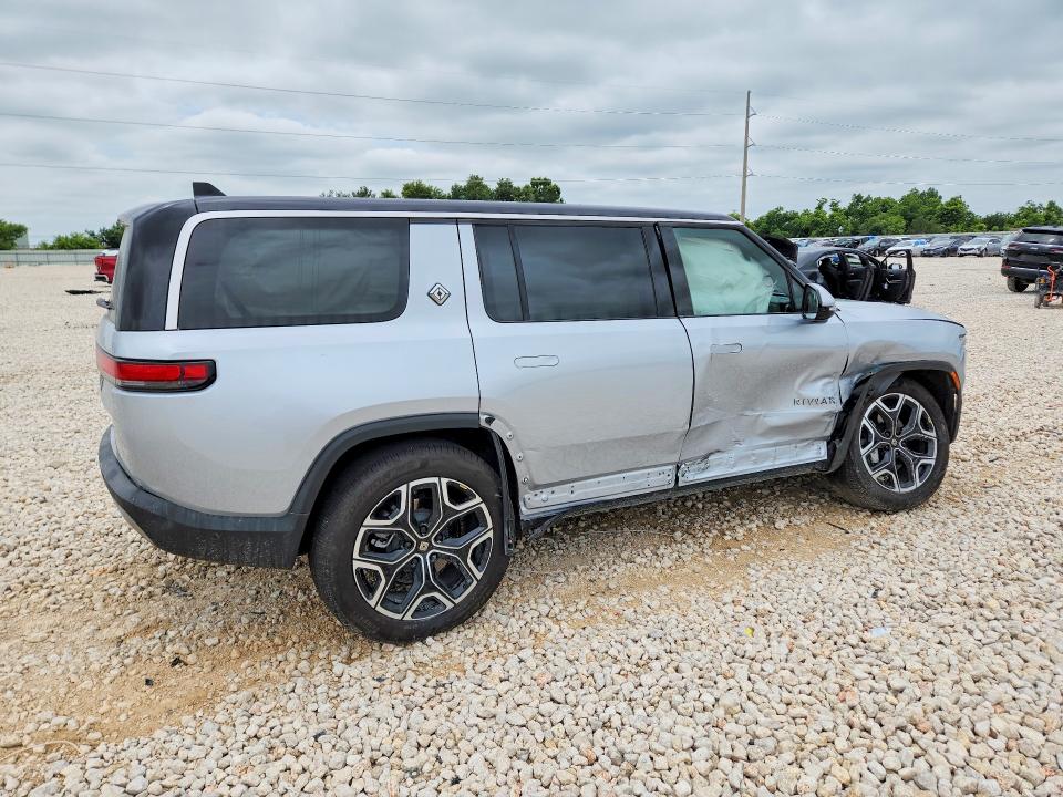 55940716 :رقم المزاد ، 7PDSGBBA2SN052850 vin ، 2025 Rivian R1s مزاد بيع
