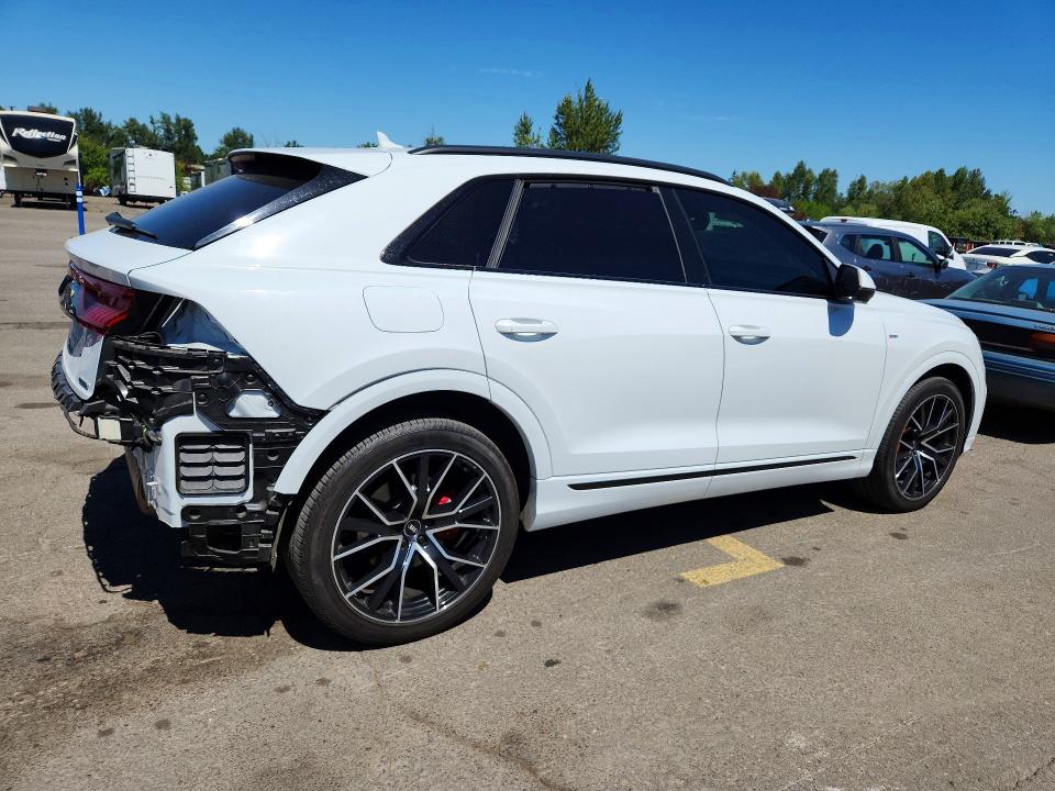 2022 Audi Q8 მანქანა იყიდება აუქციონზე, vin: WA1EVBF1XND008023, აუქციონის ნომერი: 57587836