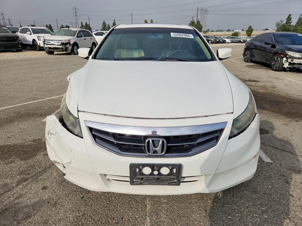 55962966 :رقم المزاد ، 1HGCS2B88BA007492 vin ، 2011 Honda Accord مزاد بيع