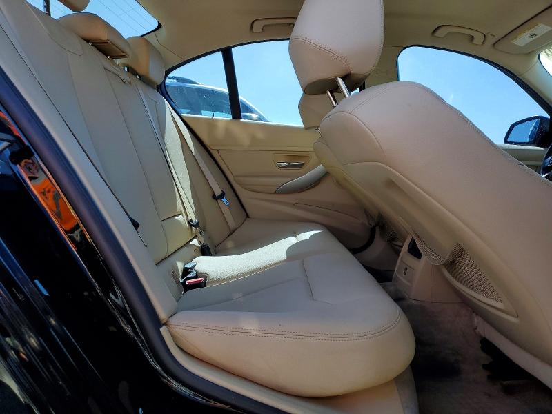 56669786 :رقم المزاد ، WBA3A5C52DF602784 vin ، 2013 Bmw 328 مزاد بيع