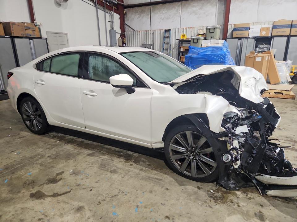 Продажа на аукционе авто 2018 Mazda 6, vin: JM1GL1VM6J1327845, номер лота: 58095586