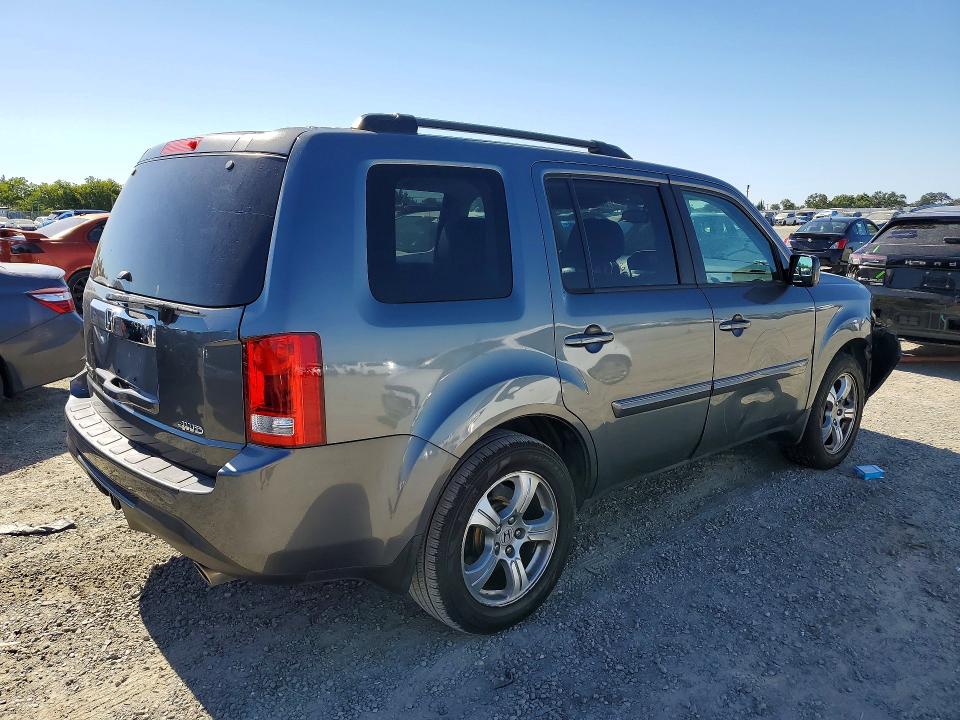 58450816 :رقم المزاد ، 5FNYF4H50DB066550 vin ، 2013 Honda Pilot مزاد بيع