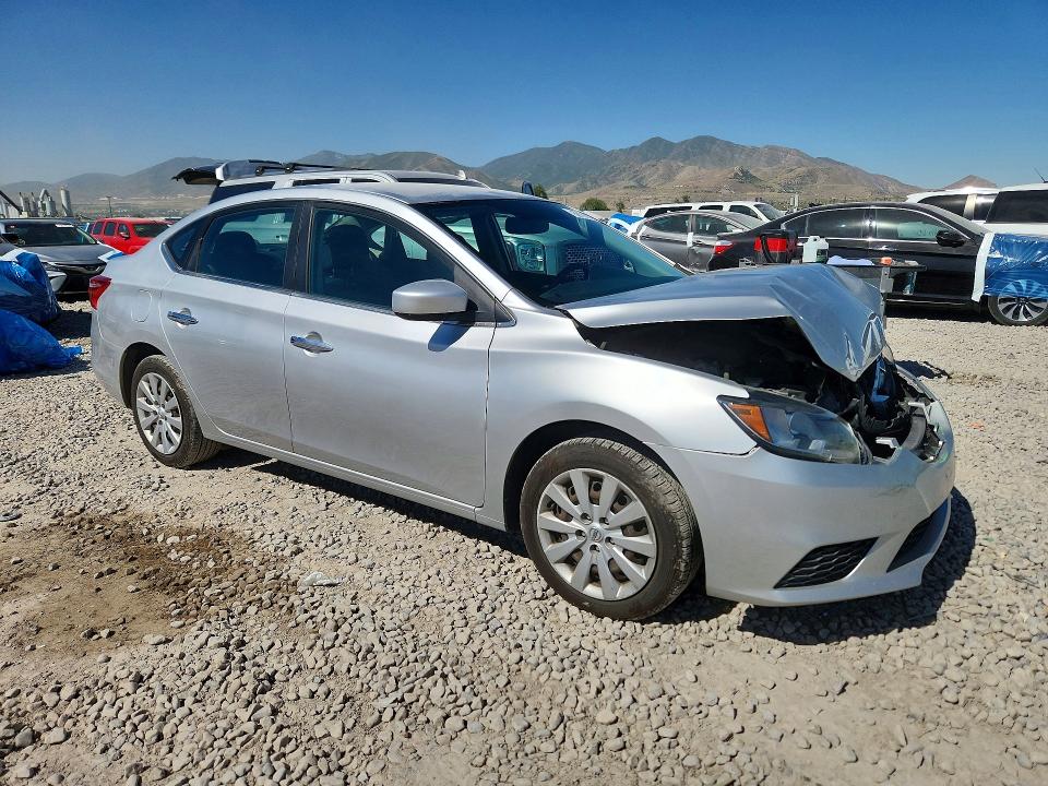 Продажа на аукционе авто 2016 Nissan Sentra, vin: 3N1AB7AP7GY239518, номер лота: 56118176