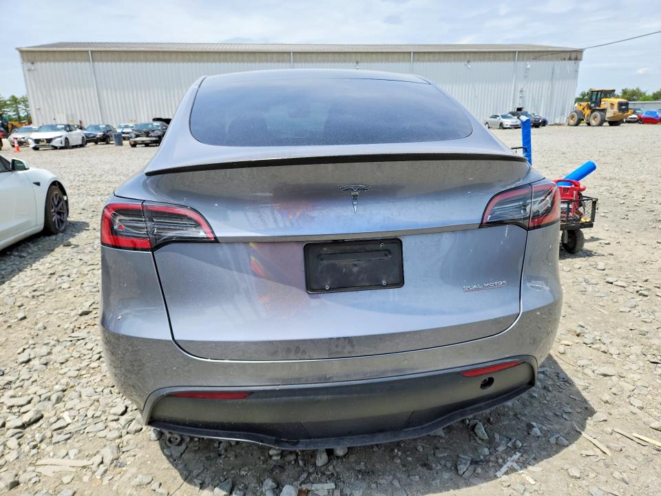 2024 Tesla Model Y მანქანა იყიდება აუქციონზე, vin: 7SAYGDEF0RA289348, აუქციონის ნომერი: 56762526