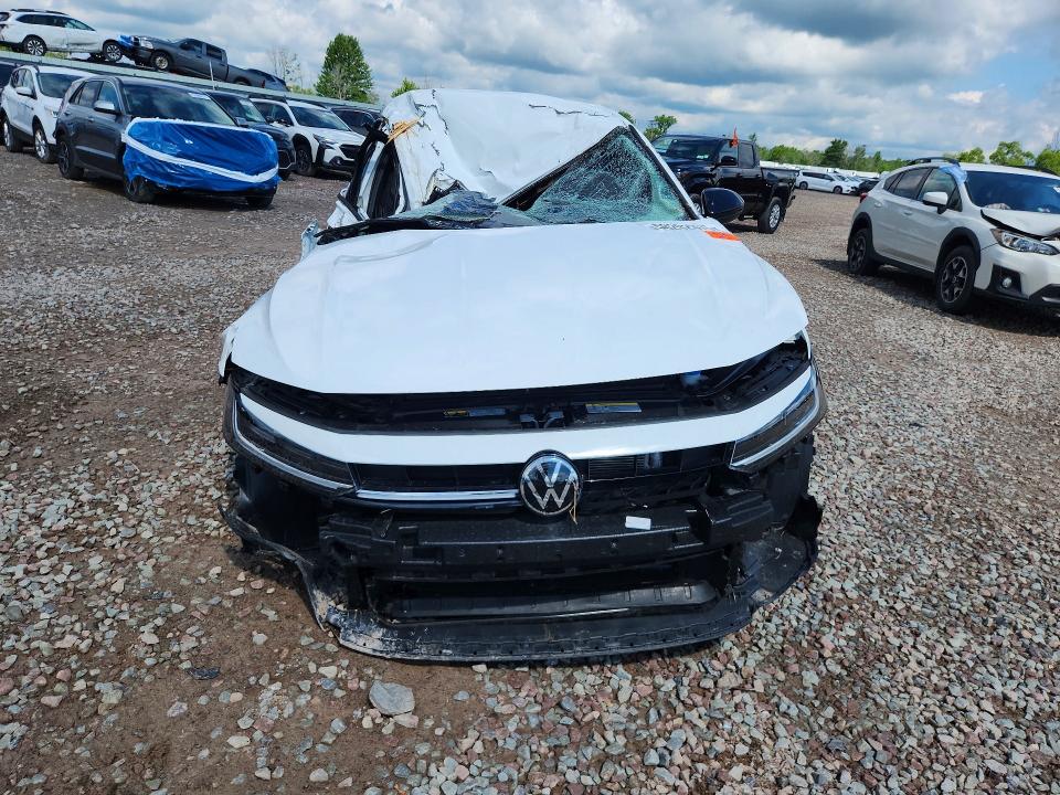 Продажа на аукционе авто 2025 Volkswagen Jetta, vin: 3VWBX7BU2SM065930, номер лота: 58292376