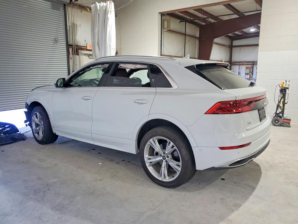 Продаж на аукціоні авто 2021 Audi Q8, vin: WA1BVAF16MD010377, номер лоту: 55844116