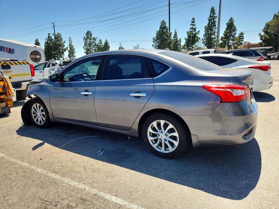 Продажа на аукционе авто 2017 Nissan Sentra, vin: 3N1AB7AP6HY407599, номер лота: 57527296