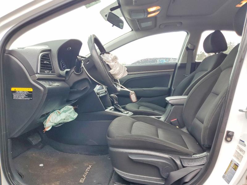 2017 Hyundai Elantra მანქანა იყიდება აუქციონზე, vin: KMHD84LF4HU230528, აუქციონის ნომერი: 55113586