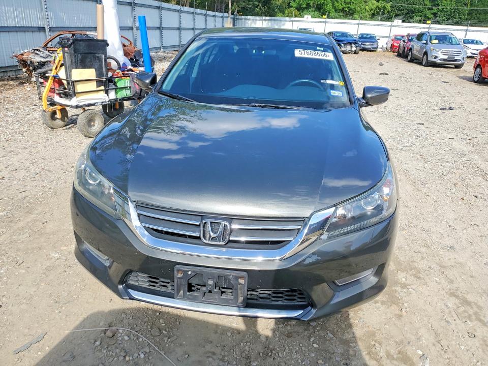 57688666 :رقم المزاد ، 1HGCR2F57DA183075 vin ، 2013 Honda Accord مزاد بيع