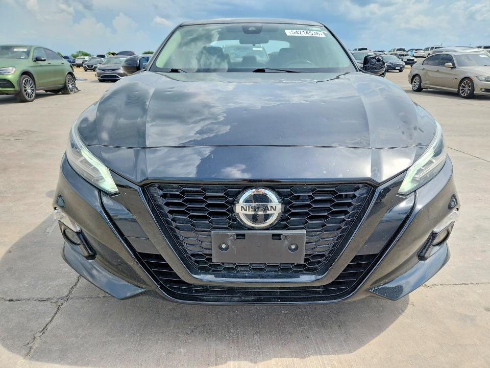 54214536 :رقم المزاد ، 1N4BL4CV2NN403525 vin ، 2022 Nissan Altima مزاد بيع
