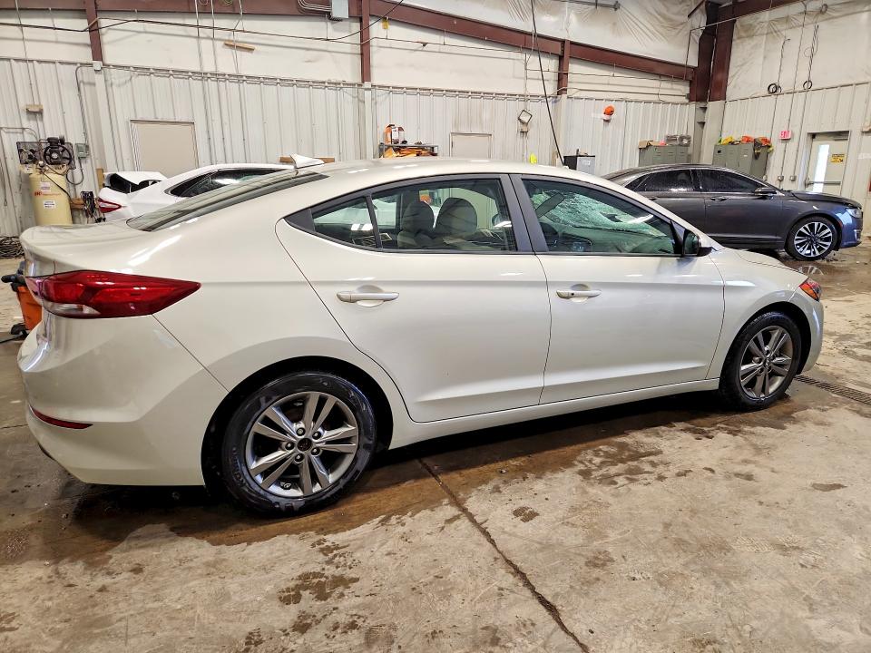 Продажа на аукционе авто 2017 Hyundai Elantra, vin: 5NPD84LF3HH015656, номер лота: 57616436