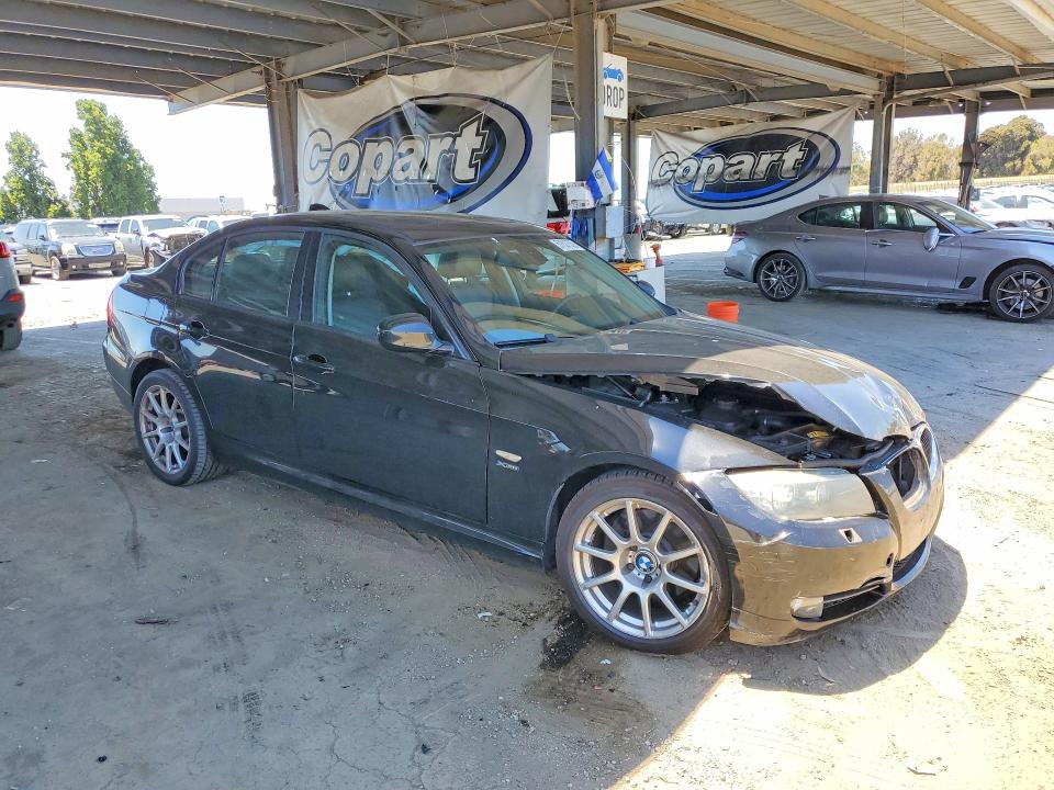 57627526 :رقم المزاد ، WBAPK53519A645466 vin ، 2009 Bmw 328 مزاد بيع