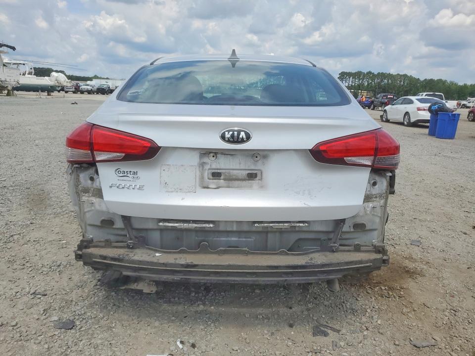 58708976 :رقم المزاد ، 3KPFK4A76HE090667 vin ، 2017 Kia Forte مزاد بيع