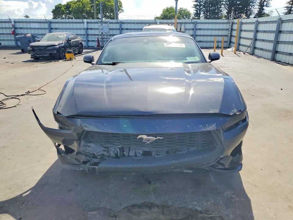 59232036 :رقم المزاد ، 1FA6P8TH9R5131973 vin ، 2024 Ford Mustang مزاد بيع