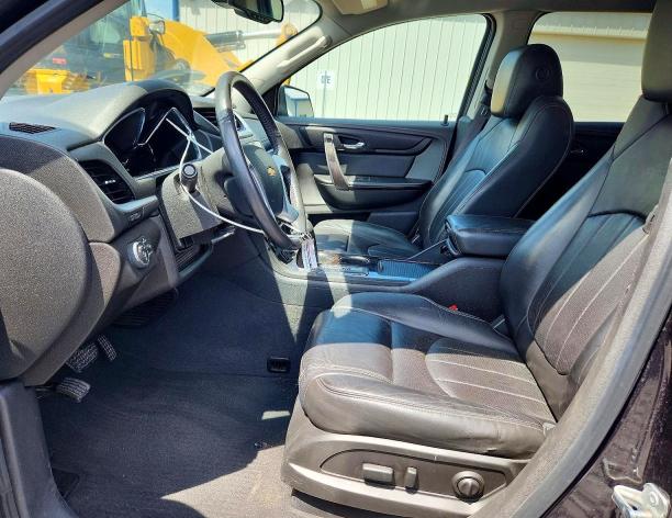 56121376 :رقم المزاد ، 1GNKVJKD7FJ339722 vin ، 2015 Chevrolet Traverse مزاد بيع