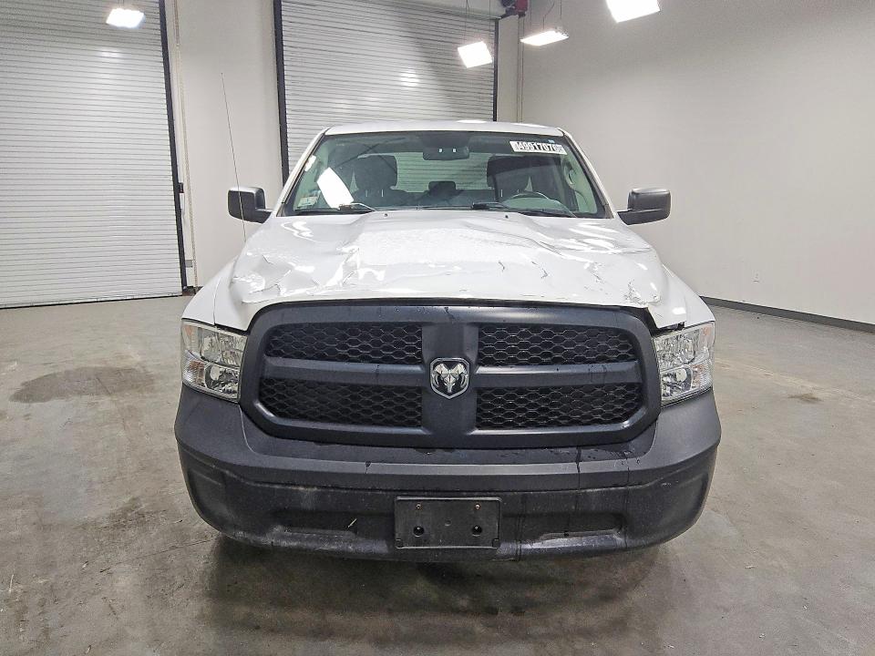 49917076 :رقم المزاد ، 1C6RR7FGXLS153401 vin ، 2020 Ram 1500 Classic مزاد بيع