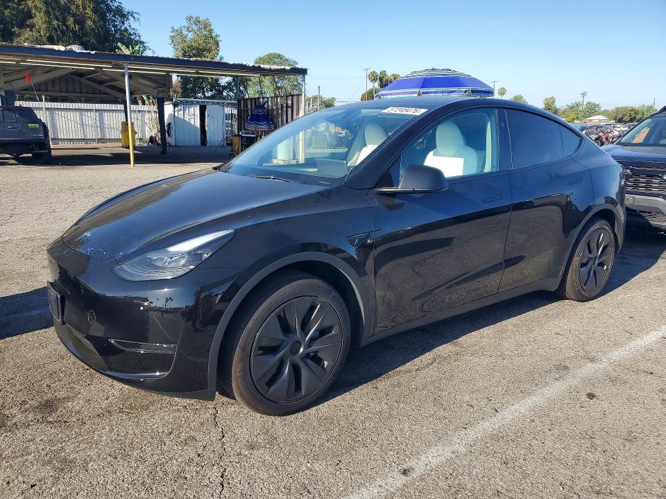 Продаж на аукціоні авто 2025 Tesla Model Y, vin: 7SAYGDED6SF233762, номер лоту: 57248476