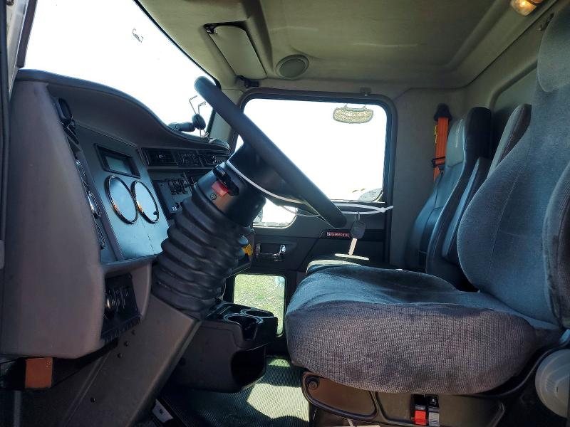 57900096 :رقم المزاد ، 2NKHHM7X7DM354532 vin ، 2013 Kenworth T370 مزاد بيع