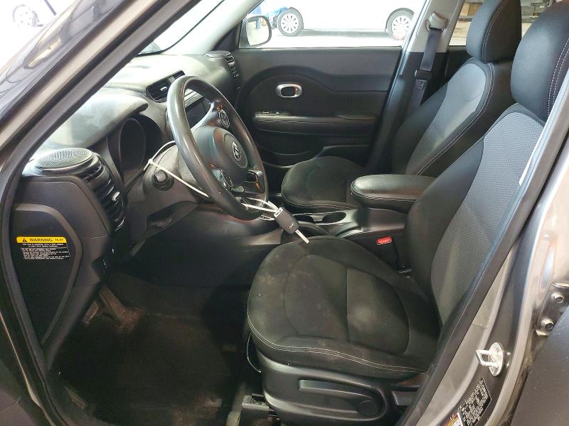 56144536 :رقم المزاد ، KNDJP3A50J7621341 vin ، 2018 Kia Soul مزاد بيع
