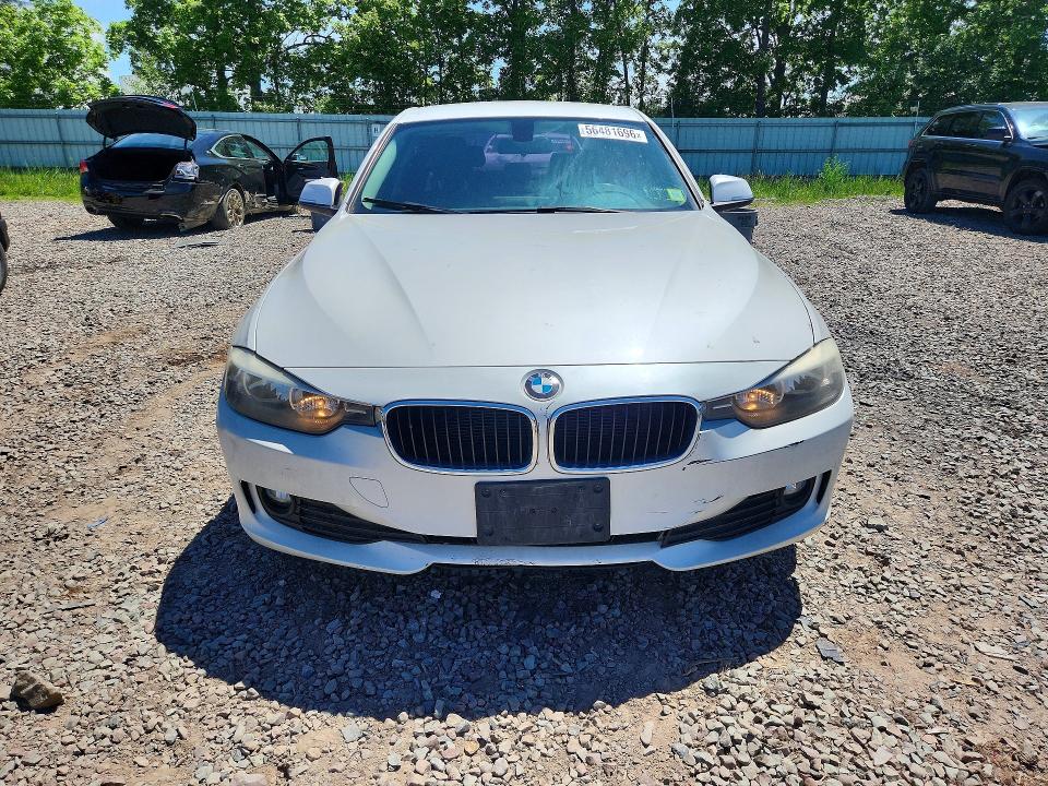2015 Bmw 320 მანქანა იყიდება აუქციონზე, vin: WBA3B1C50FP831533, აუქციონის ნომერი: 56481696