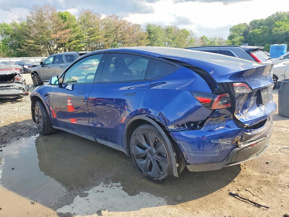 Продаж на аукціоні авто 2025 Tesla Model Y, vin: 7SAYGDED5SA372763, номер лоту: 57120146