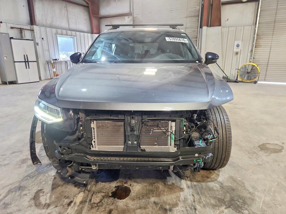 2022 Volkswagen Tiguan მანქანა იყიდება აუქციონზე, vin: 3VVCB7AX0NM061494, აუქციონის ნომერი: 57895616