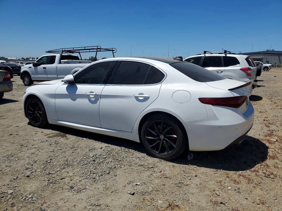 Продаж на аукціоні авто 2017 Alfa Romeo Giulia, vin: ZARFAEBNXH7556175, номер лоту: 58842636