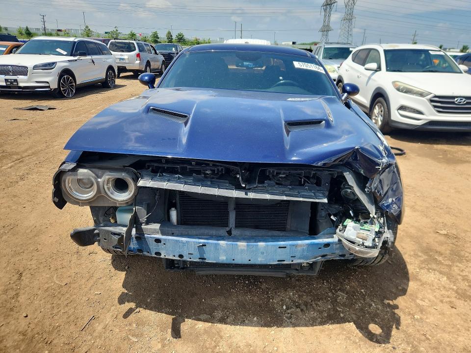 57051166 :رقم المزاد ، 2C3CDZAGXFH723946 vin ، 2015 Dodge Challenger مزاد بيع