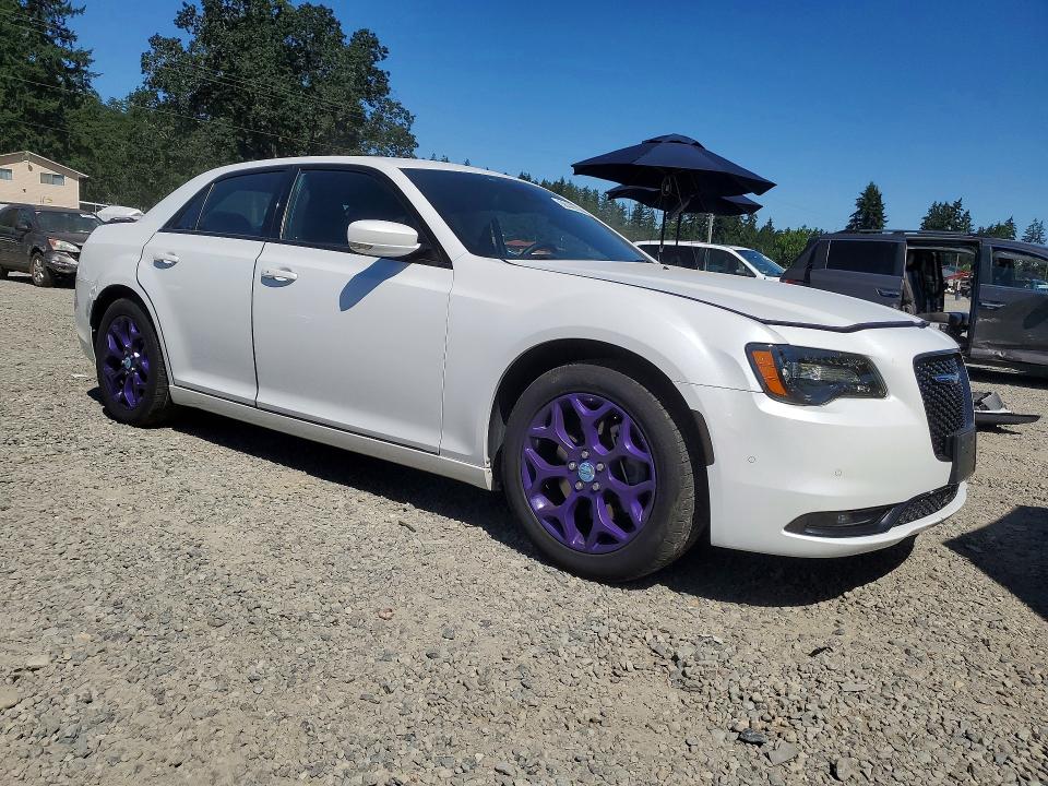 2016 Chrysler 300 მანქანა იყიდება აუქციონზე, vin: 2C3CCAGG9GH235696, აუქციონის ნომერი: 58446706