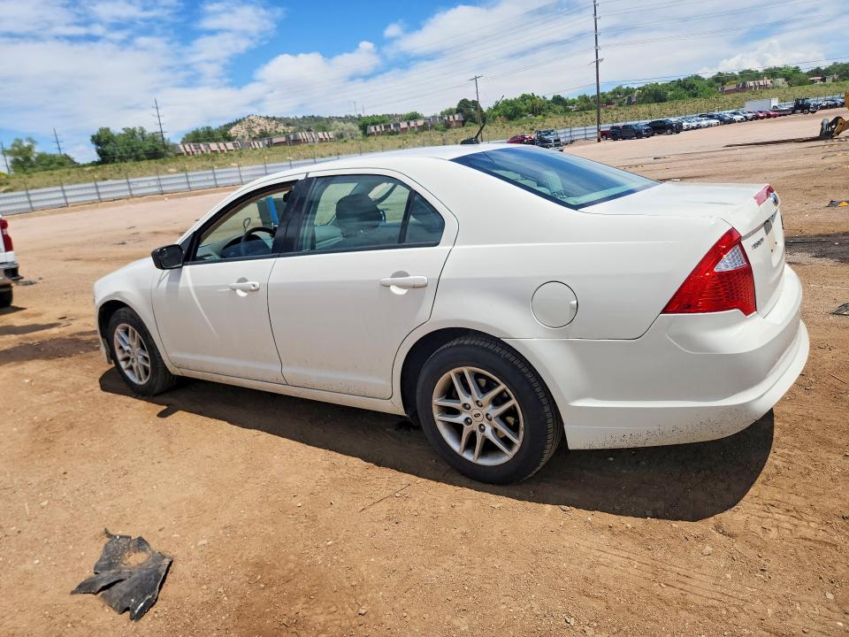 56515546 :رقم المزاد ، 3FAHP0GA2CR275117 vin ، 2012 Ford Fusion مزاد بيع