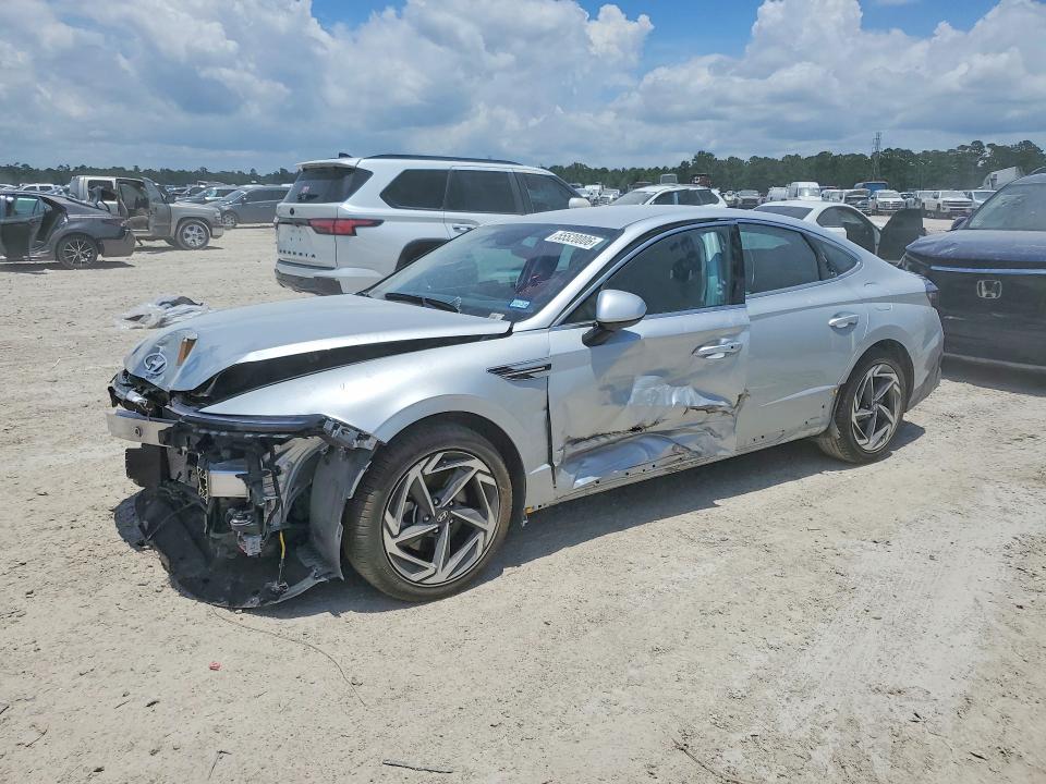 Auction sale of the 2026 Hyundai Sonata, vin: KMHL64JA5TA563498, lot number: 55520006