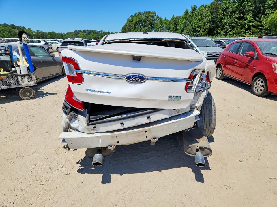 56035296 :رقم المزاد ، 1FAHP2KT7BG188923 vin ، 2011 Ford Taurus مزاد بيع